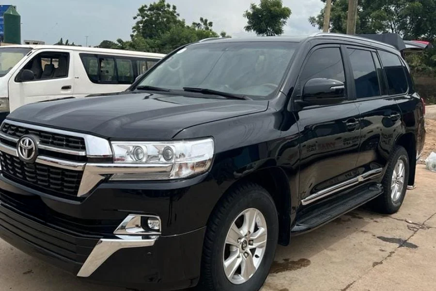 Toyota Landcruiser LC200