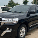 Toyota  Landcruiser  LC200